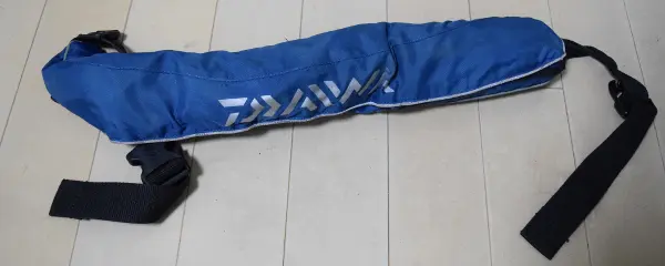 ベルト型ライフジャケット