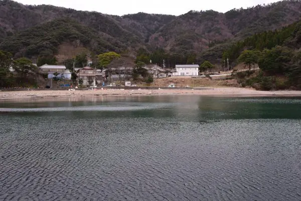 志積の砂浜