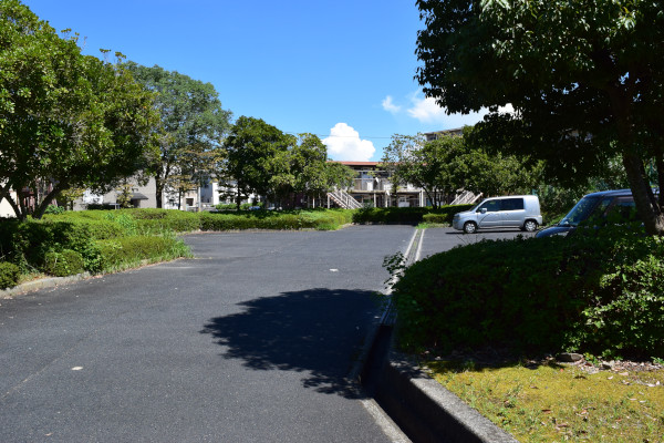 雄琴公園の駐車場