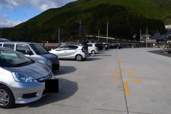 三木浦漁港駐車場