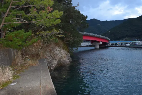 錦漁港岩場