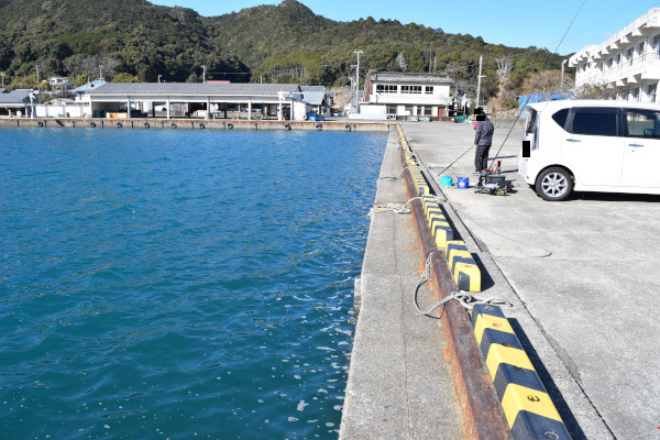浦神堤防車横付けポイント