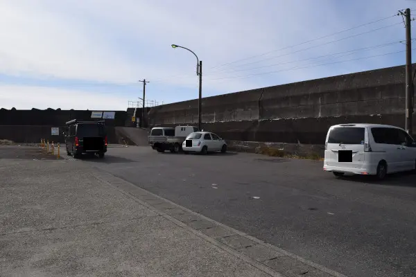 旗島エリア駐車場