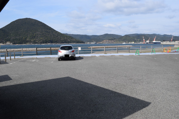 柏漁港の駐車場