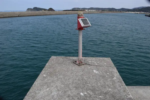 箕島漁港先端