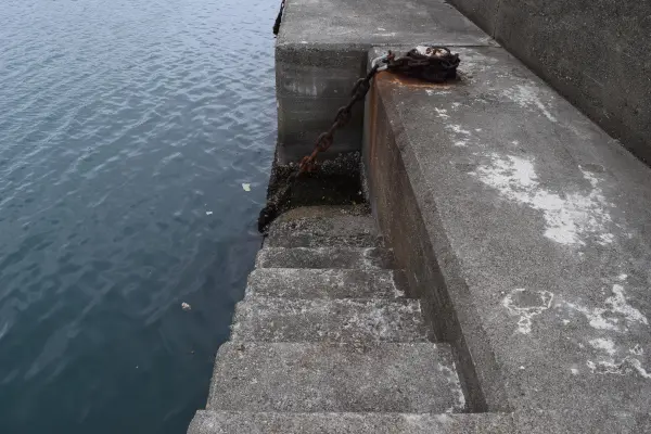和歌浦漁港内側階段