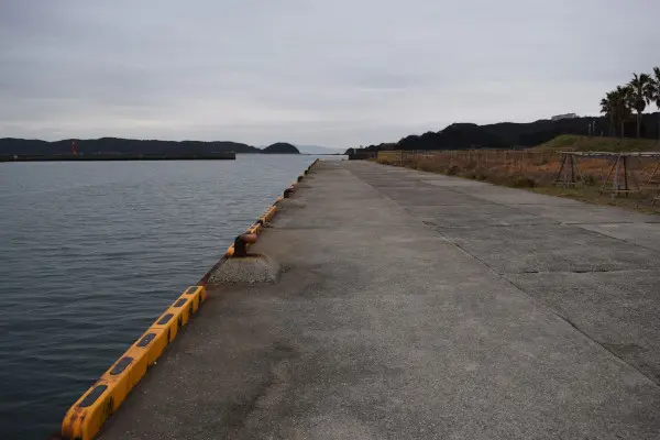 加太北ノ浜公園岸壁