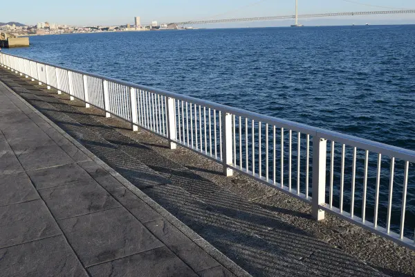 明石市役所裏の釣りポイント岸壁