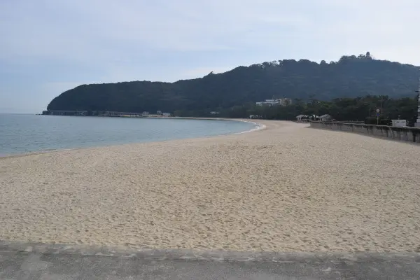 洲本の砂浜