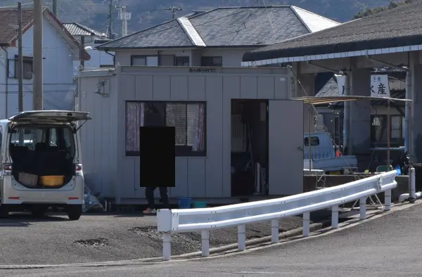 淡輪漁港の料金所