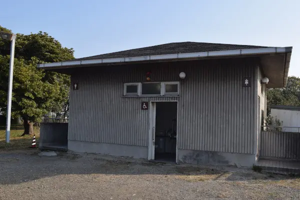半田緑地公園のトイレ