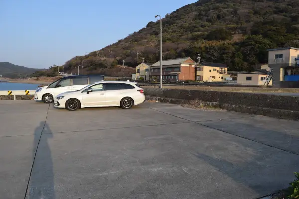 外側の堤防の駐車スペース