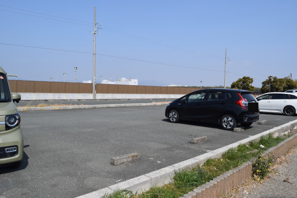 豊川浄化センター埋め立て地公園の駐車場