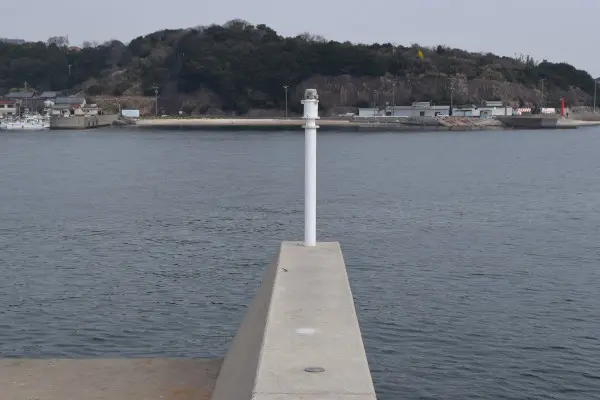 聖崎堤防の先端