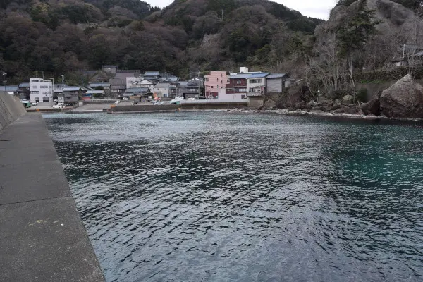 高佐漁港の出口